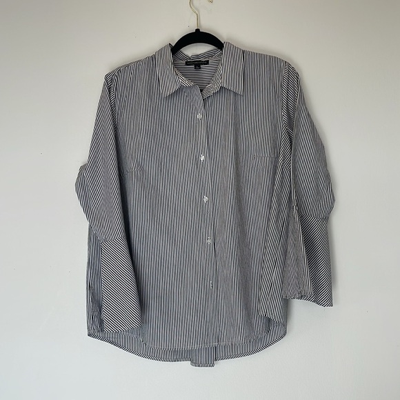 Signature Studio Bell Sleeve Lace Up Button Down Top Women's Size L - Picture 3 of 9